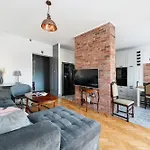Wroblewskiego No 4 *