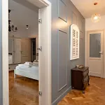 Apartment Wroblewskiego No 4