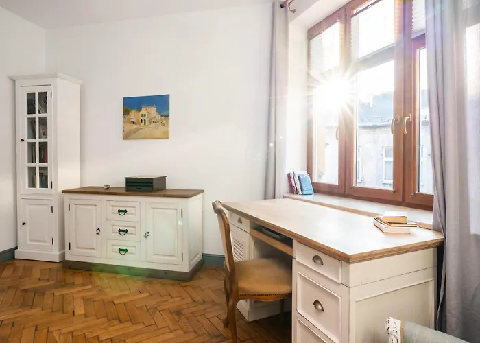 Wroblewskiego No 4 아파트 *