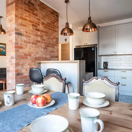 Wroblewskiego No 4 *